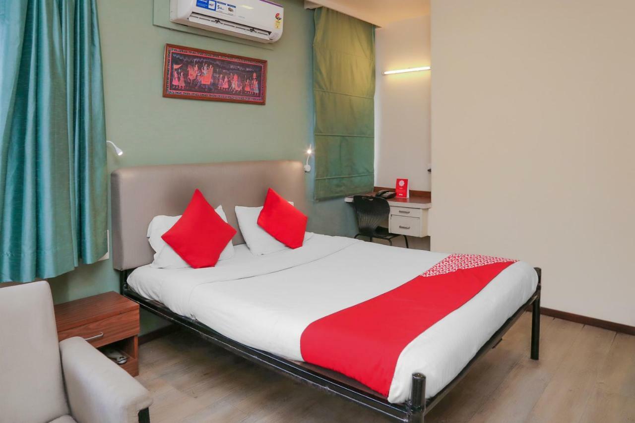 Oyo 6429 Hotel Pearl Pune Exterior foto
